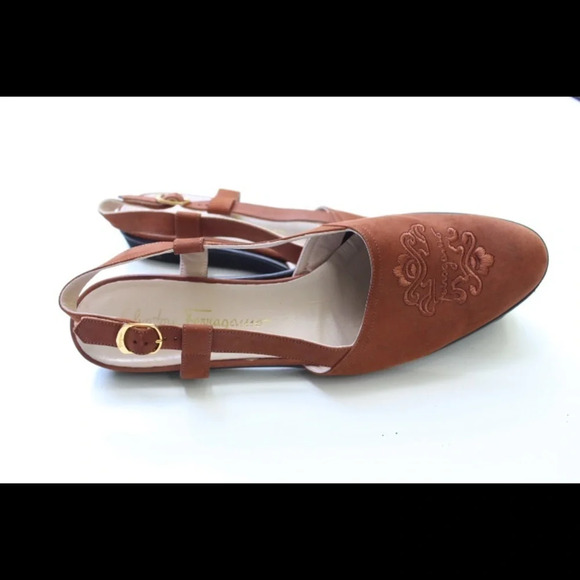 Salvatore Ferragamo sling back flats - Picture 12 of 14